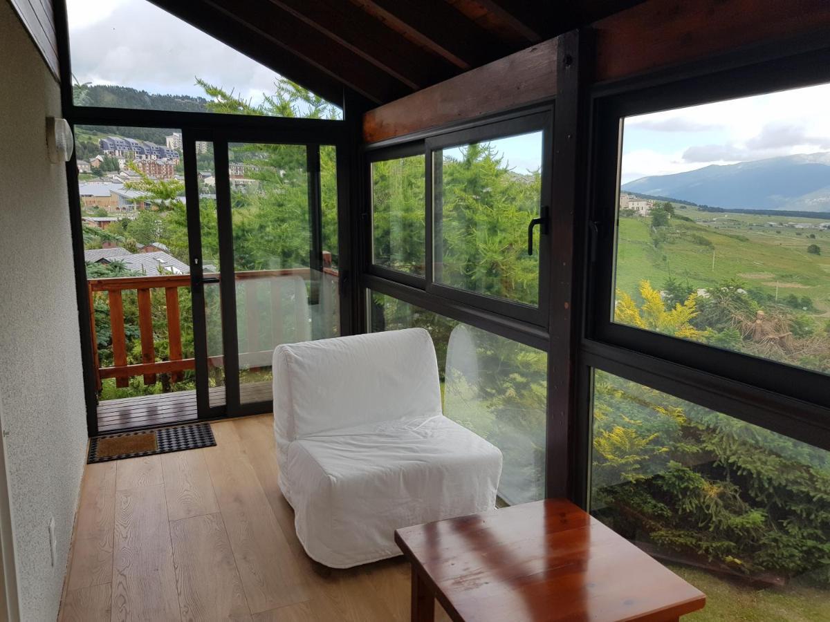 Chalet Pres Des Pistes Avec Vue Panoramique Angles Zewnętrze zdjęcie